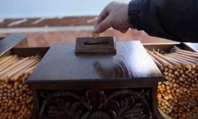 Γρεβενά: Είχε ταράξει τα παγκάρια της περιοχής – Το μεροκάματο του ιερόσυλου